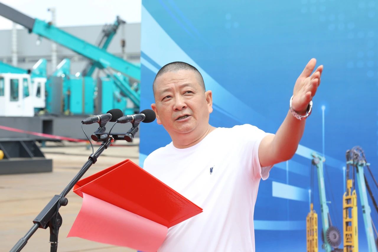 “破紀(jì)錄王者”再出征!山河智能SWDM800旋挖鉆機(jī)成功交機(jī)